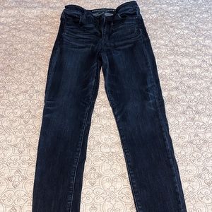 American Eagle Outfitters Super Hi-Rise Jegging